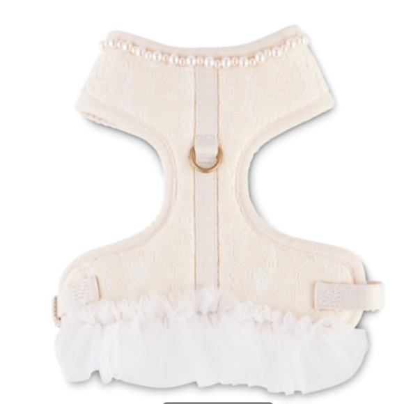 Bond & Co Other - Flower girl dog harness (small)